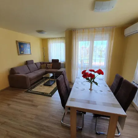 Apartment Bodo Park *